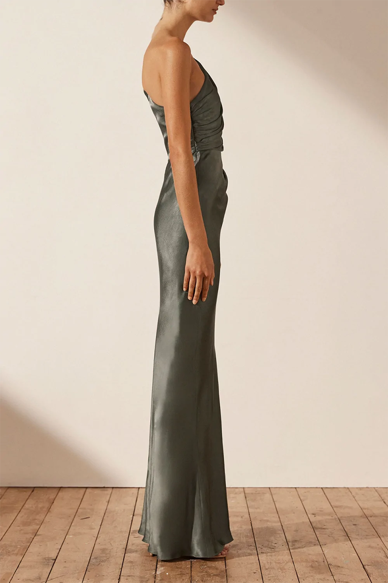 la lune asymmetrical gathered maxi dress sage in Olive – Rabbit Borrows and a loose Long Party Dress Andrea & Leo A1303 Color:As Picture:Ivory/Nude